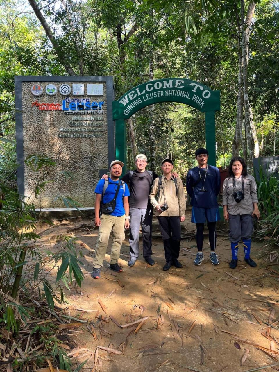 Pongo Guest House & Jungle Trekking บูกิตลาวัง ภายนอก รูปภาพ