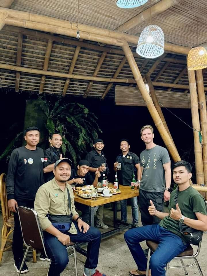Pongo Guest House & Jungle Trekking บูกิตลาวัง ภายนอก รูปภาพ